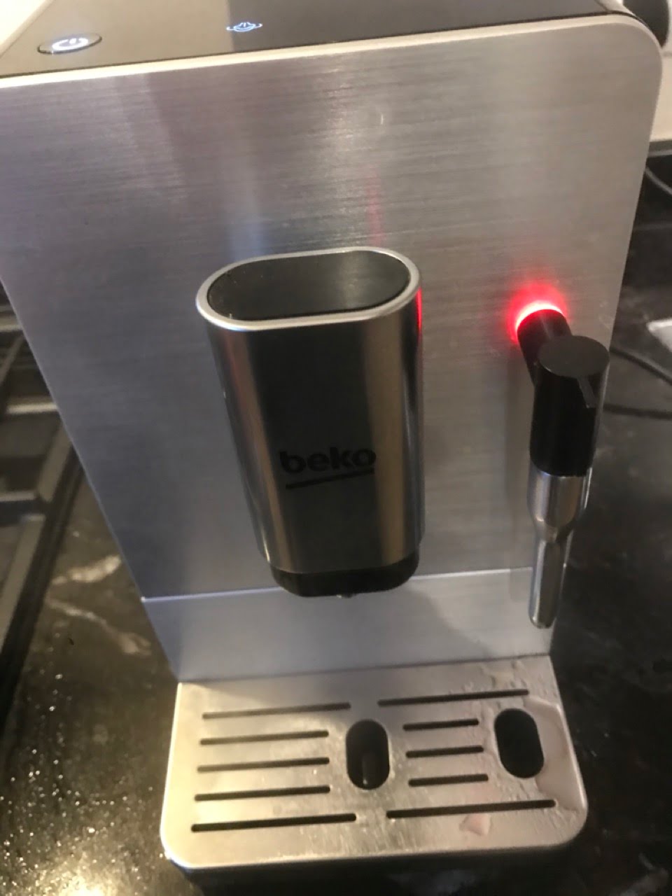 BEKO CEG5311X Bean to Cup Coffee Machine Brushed Stainless Steel ThatOne.UK
