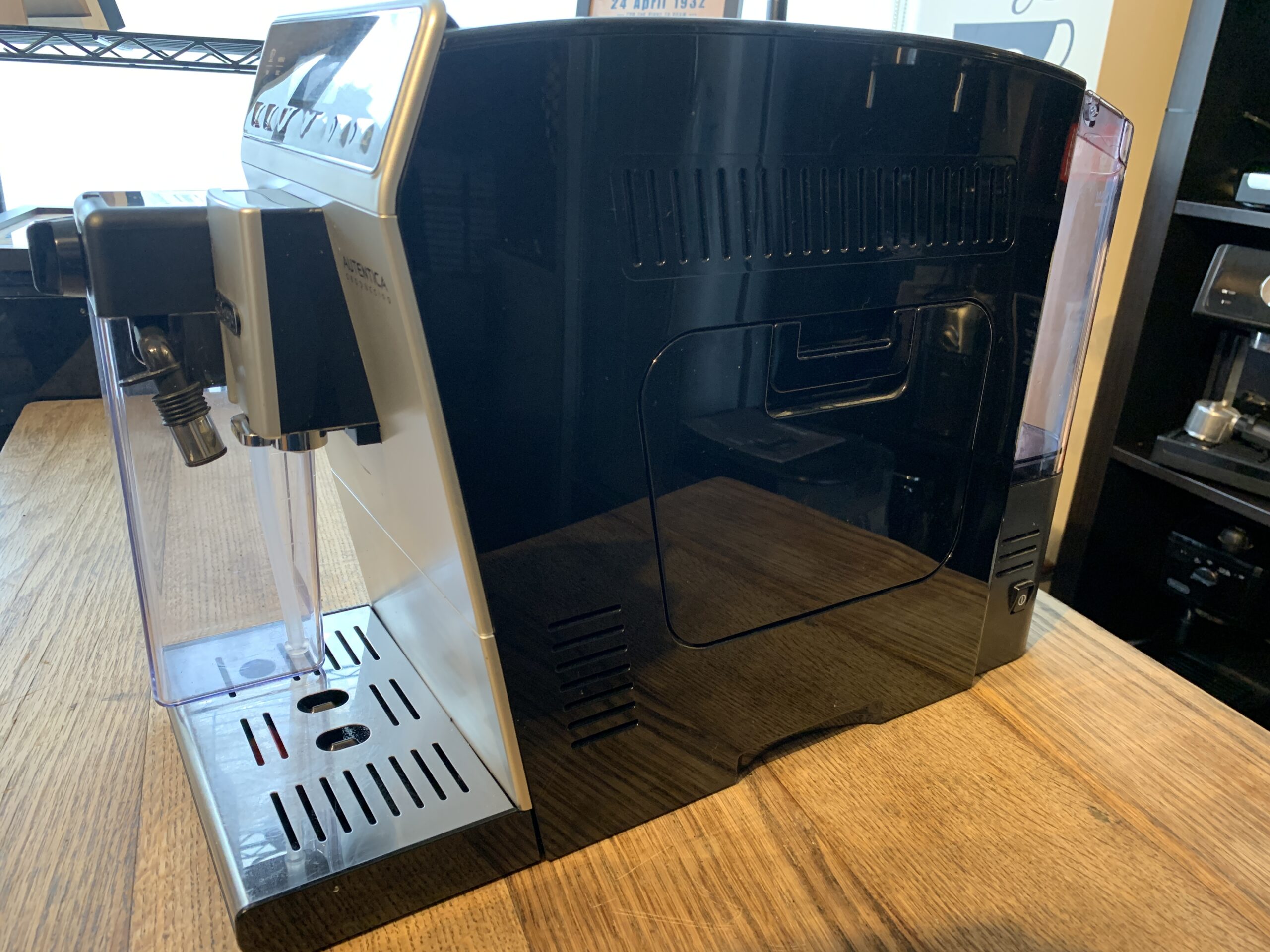 Delonghi Autentica Cappuccino ETAM29.660.SB BeantoCup Automatic